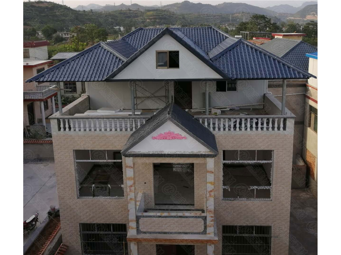 甘肅隴南別墅型樹(shù)脂瓦效果圖