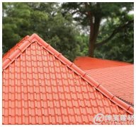 新建房屋頂用樹(shù)脂瓦還是彩鋼瓦，選對(duì)了就能節(jié)約一兩千元