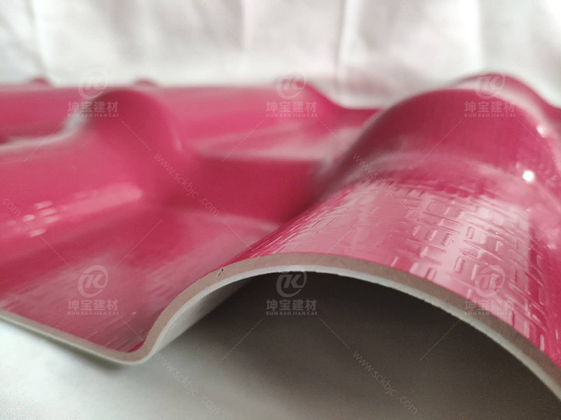 三層白底樹脂瓦細節(jié)照片 三層白底樹脂瓦細節(jié)照片